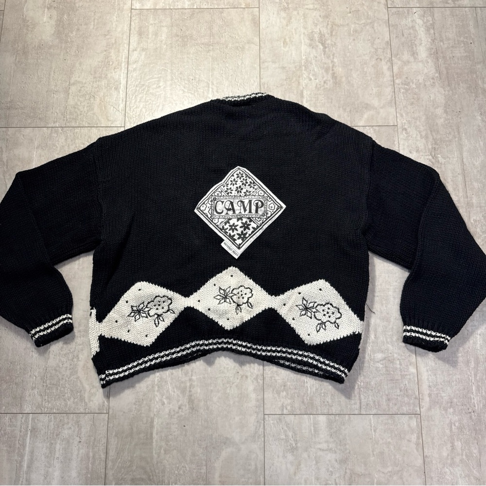 Vintage Camp Beverly Hills Black and White Graphic cardigan Sweater L